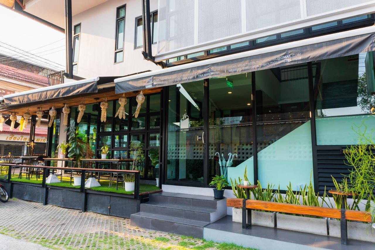Wealth Boutique Hotel Chiang Mai Exterior foto